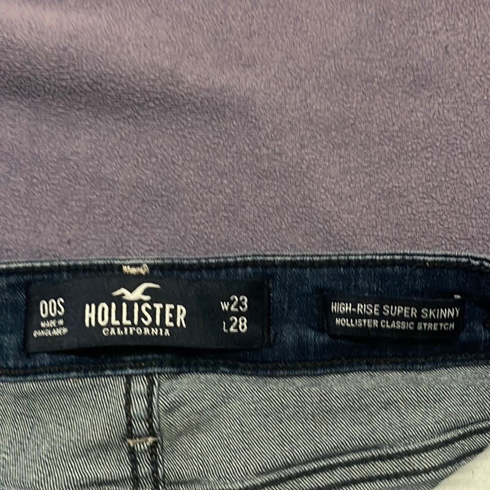 Hollister Jeans
